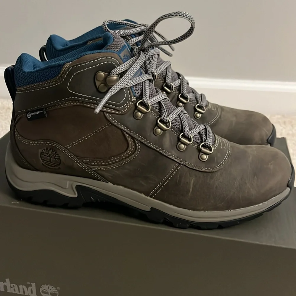 New Timberland MT. Maddsen Waterproof Mid Hiker - Size 8.5M - Picture 4 of 8